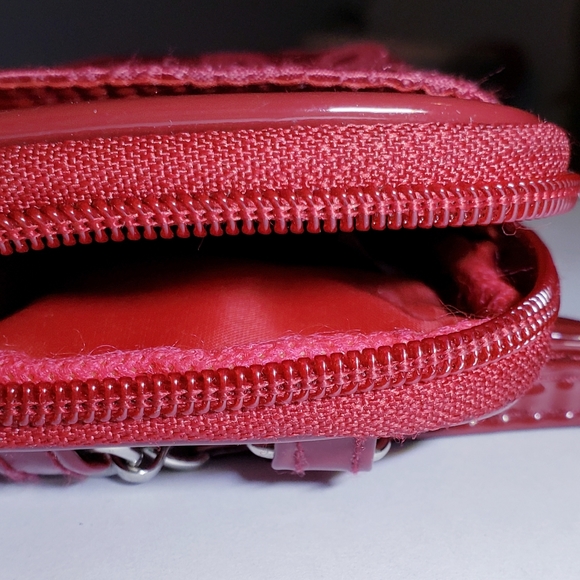 NEW Burgandy Zipper Pouch w/straps. - Picture 7 of 7